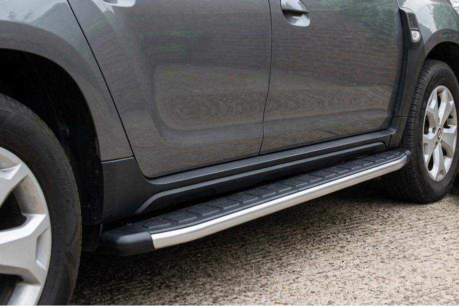 Dacia Duster 2018-2024 Side Steps Fullmond (2 pcs, Aluminum) Image