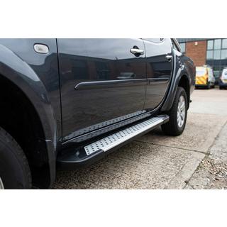 Side Steps X5-Type (2 pcs, Aluminum) photo 1