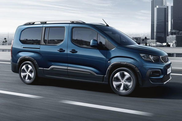 The compact MPV Peugeot Rifter: new car in the line of the French company