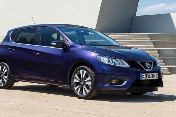 Review hatchback Nissan Pulsar