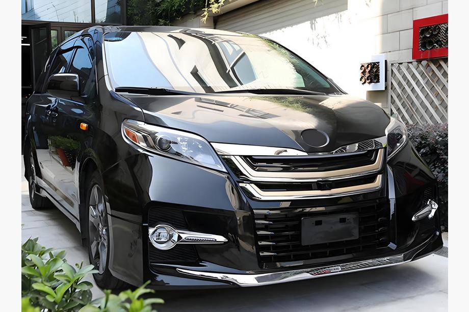 Toyota Sienna 2010-2020 GBT Body Kit Image