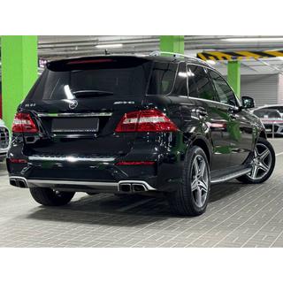 AMG ML63 Full Body Kit photo 4