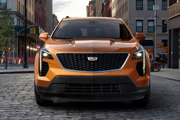 Compact premium crossover Cadillac XT4