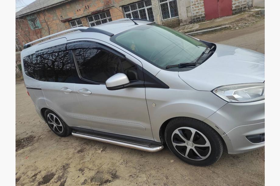 Ford Courier 2014-2023 Side Steps Premium (2 pcs, Stainless Steel) Image