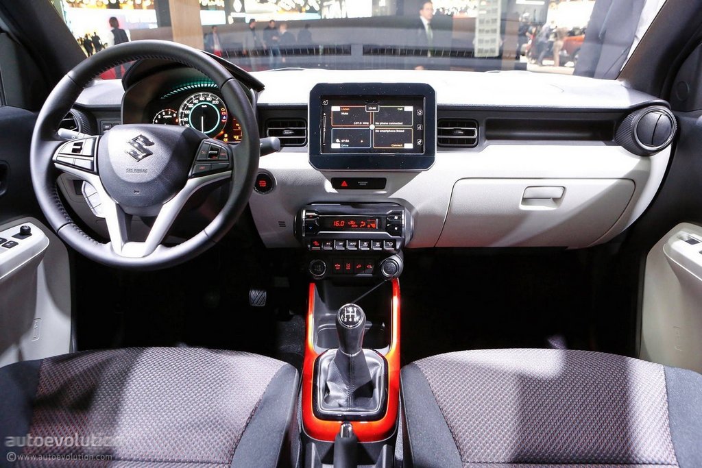 Compact hatchback Suzuki Ignis