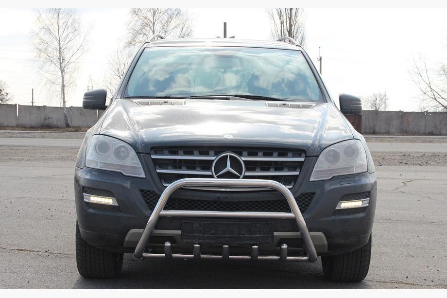 Mercedes ML W164 2005-2011 Bull Bar WT003 (Stainless Steel) Image