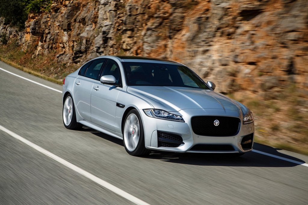 Overview of Jaguar XF sedan second generation
