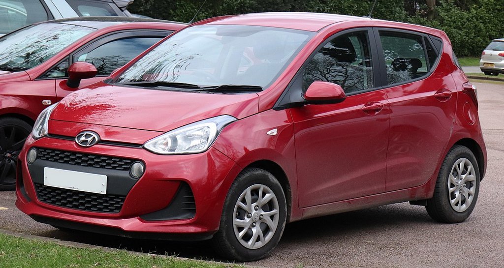 Review five-door hatchback Hyundai i10