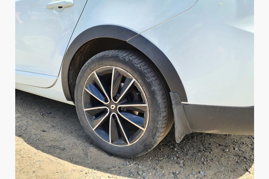 Renault Megane III 2009-2016 Fender flares (8 pcs, black) SW, ABS plastic Photo 9