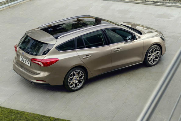 Universal Ford Focus SW fourth generation