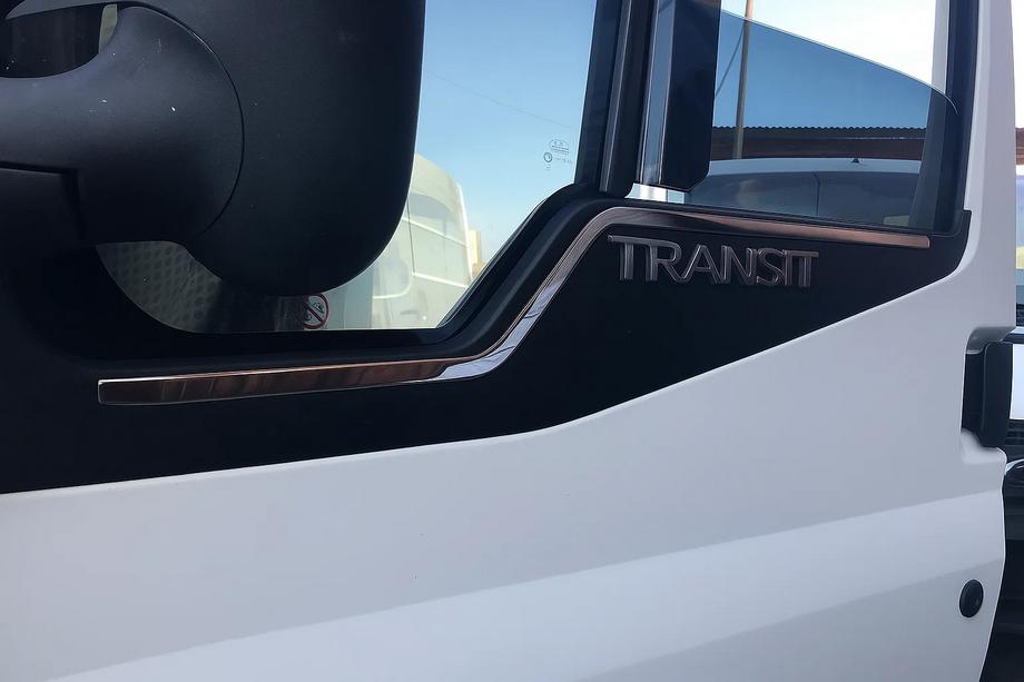 Ford Transit 2000–2014 Window Trim Stainless Steel (2 pcs) Image