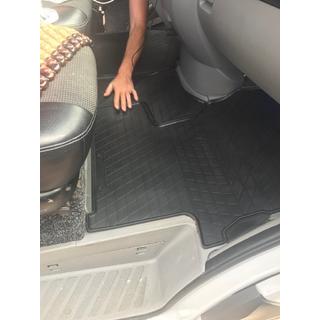 Rubber Floor Mats (3 pcs, Stingray) Volkswagen Crafter 2006-2016 photo 2