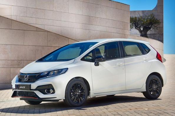 Review of the updated compact hatchback Honda Jazz