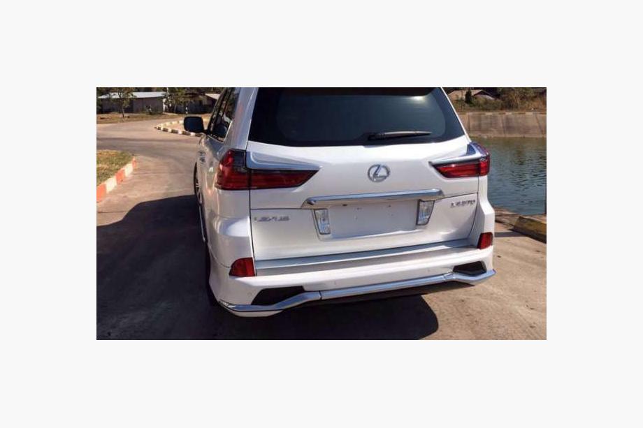 Lexus LX570/450d 2008-2022 Body Kit Set (Modellista) White Photo 3