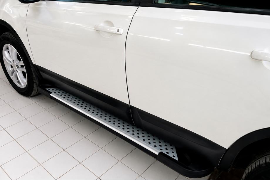 Nissan Qashqai 2010-2014 Side Steps Allmond Grey (2 pcs, Aluminum) Image