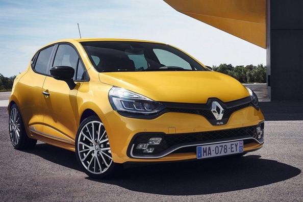 A review of charged hatchback Renault Clio RS