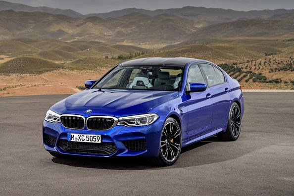 Sports sedan BMW M5 sixth generation Photo 2