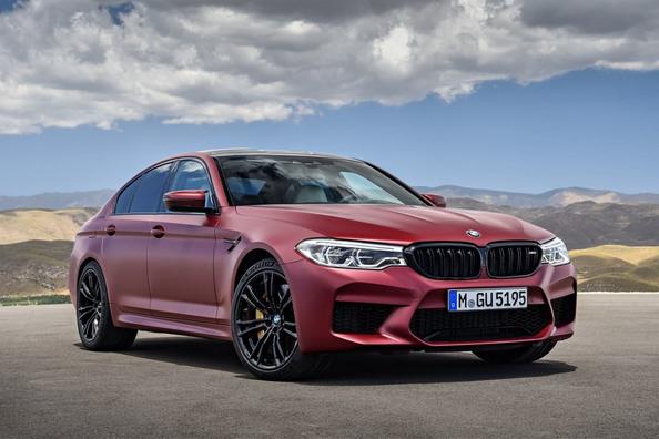 Sports sedan BMW M5 sixth generation Photo 3