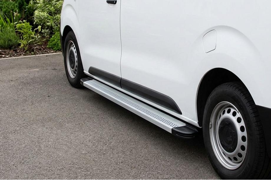 Peugeot Expert 2017- Side Steps Maya V2 (2 pcs, Aluminum) Image