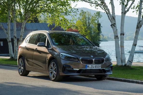 Overview of the compact MPV BMW 2-Series Active Tourer