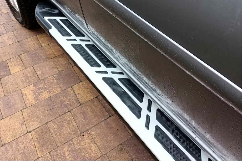 Mitsubishi Pajero Sport 2008-2015 Side Steps Sunrise (2 pcs, Aluminum) Photo 2