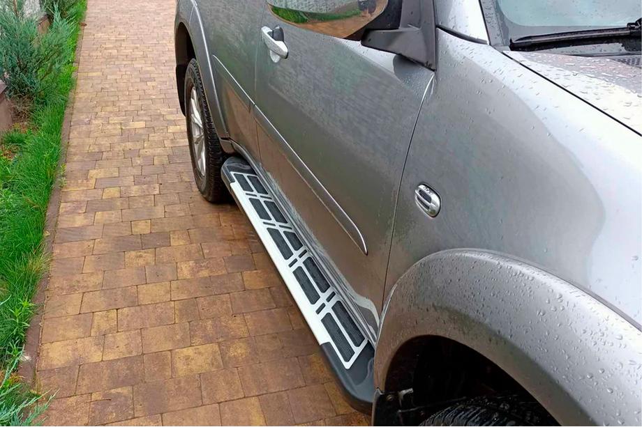 Mitsubishi Pajero Sport 2008-2015 Side Steps Sunrise (2 pcs, Aluminum) Photo 1