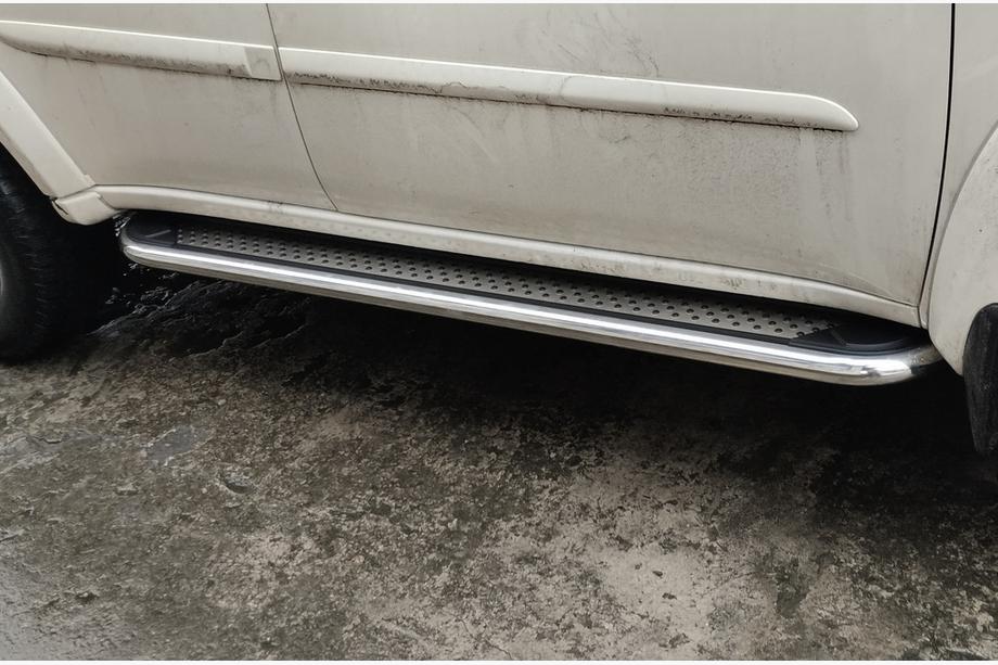 Mitsubishi Pajero Sport 2008-2015 Side Steps Maydos V2 (2 pcs, Aluminum & Stainless Steel) Image
