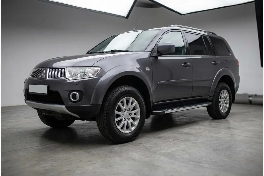 Mitsubishi Pajero Sport 2008-2015 Side Steps Duru (2 pcs, Aluminum) Image