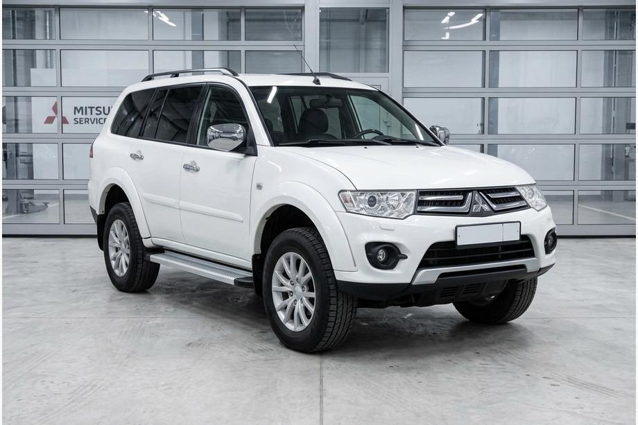 Mitsubishi Pajero Sport 2008-2015 Side Steps Maya V2 (2 pcs, Aluminum) Image