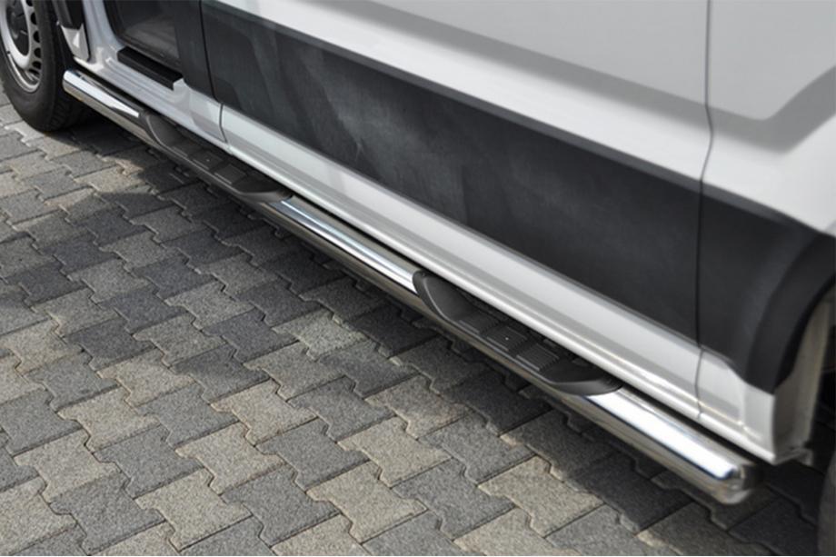 Man TGE 2017- Side Bars B2 (2 pcs, stainless steel) Image
