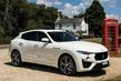 Overview of the crossover Maserati Levante photo 1