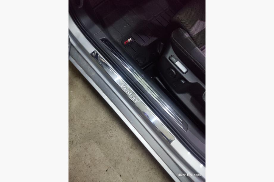 Volkswagen Passat B8 2015-2023 Stainless Steel Door Sill Protectors OmsaLine (4 pcs) Photo 5