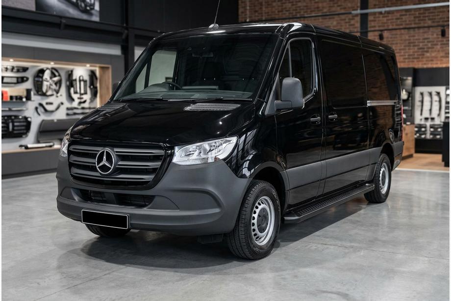 Mercedes Sprinter W907/W910 2018- Side Steps Allmond Black (2 pcs, Aluminum) Image