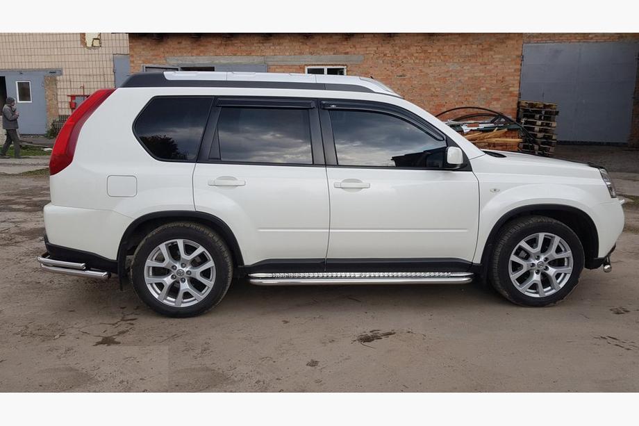 Nissan X-trail T31 2007-2014 Premium Side Steps (2 pcs, Stainless Steel) Ø60 Image