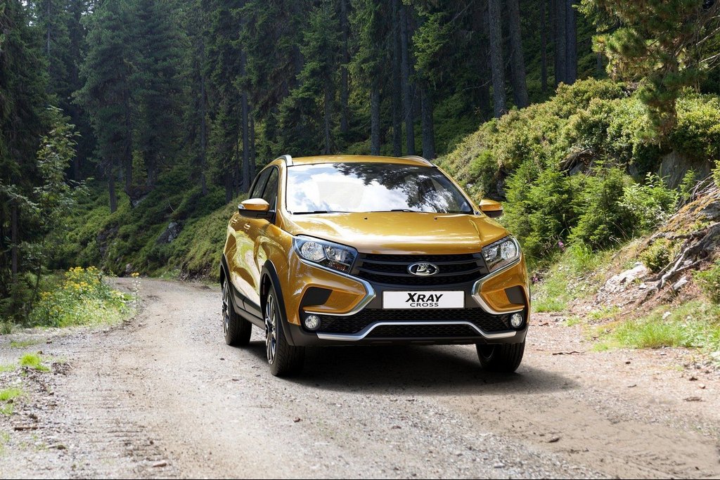 An overview of hatchback terrain Lada XRAY Cross