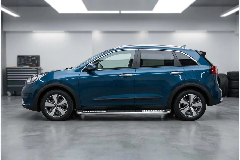 Kia Niro 2016–2021 Side Steps Tayga V2 (2 pcs, Aluminum) Image