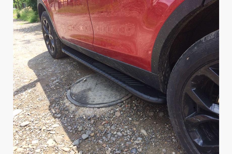 Land Rover Discovery Sport 2014- Side Steps Bosphore Black (2 pcs, Aluminum) 2019+ Photo 4