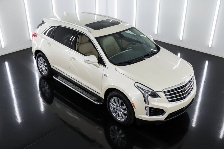 Cadillac XT5 2016- Side Steps Maydos V2 (2 pcs, Aluminum & Stainless Steel) Image