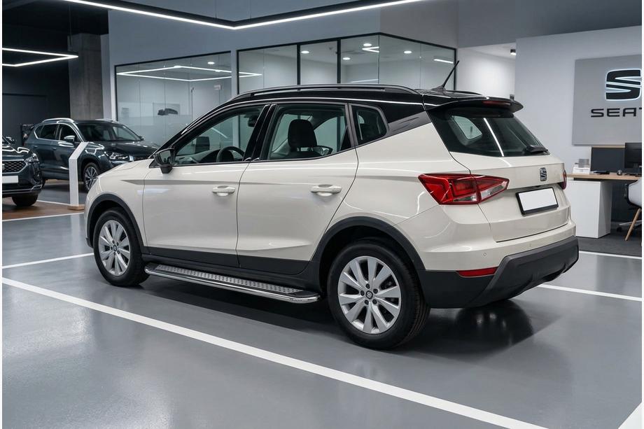 Seat Arona 2017- Side Steps Maydos V2 (2 pcs, Aluminum & Stainless Steel) Image