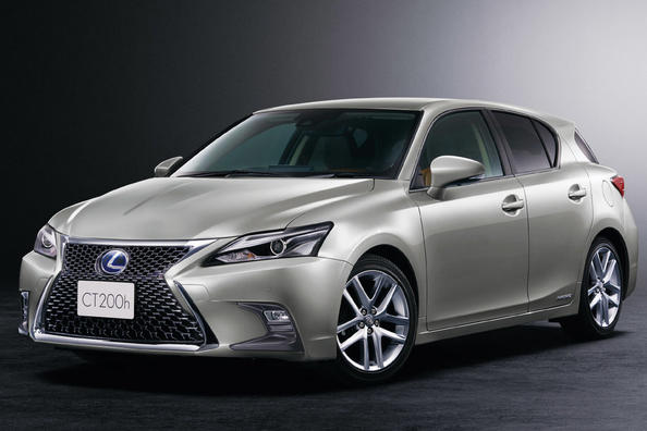 Overview of the hybrid hatchback Lexus CT 200h