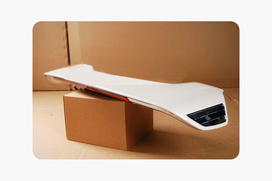 Toyota Land Cruiser 200 2007-2021 Body Kit 2012-2015 (LC15) White Photo 4