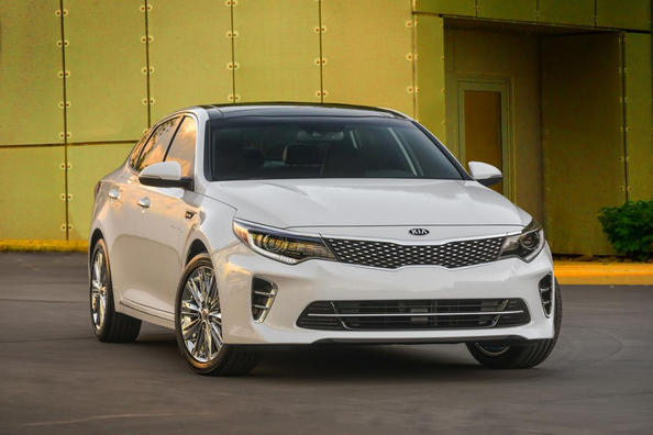 A review of charged sedan KIA Optima GT