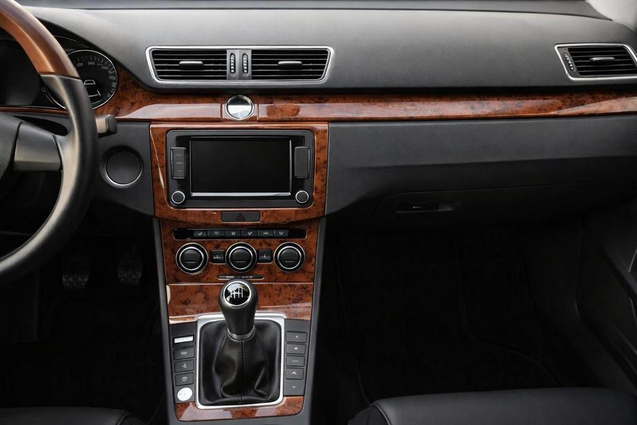 Volkswagen Passat B7 2012-2015 Dashboard Trim Covers Aluminum Image
