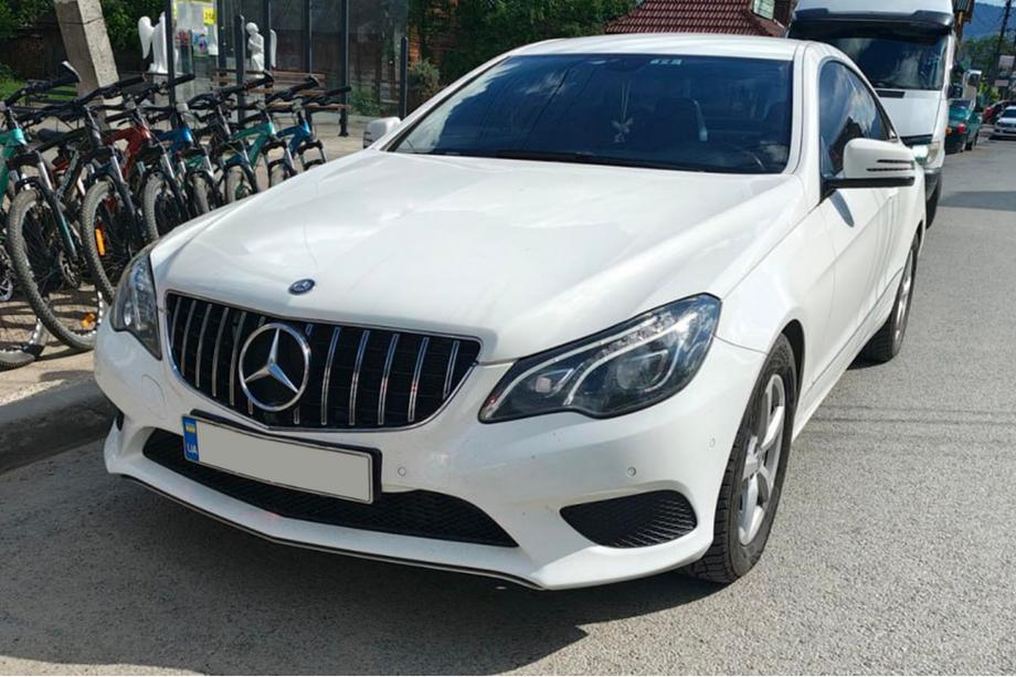 Mercedes E-class coupe C207 2010-2017 Front Grille (2014-2016, GT Panamericana) Photo 5