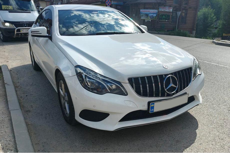 Mercedes E-class coupe C207 2010-2017 Front Grille (2014-2016, GT Panamericana) Photo 4