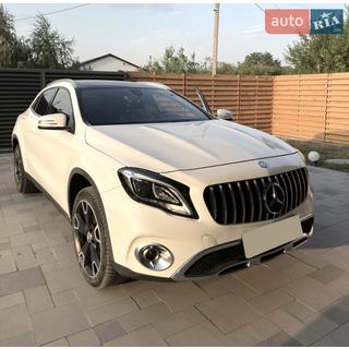 Front Grille GT Panamericana (2017-2019) photo 4
