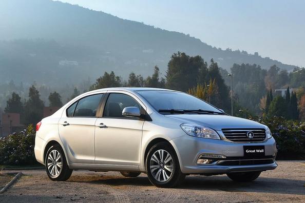 Overview compact sedan Great Wall Voleex C30