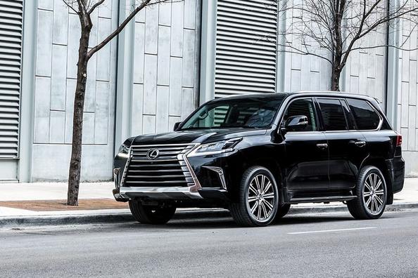 Review of the updated SUV Lexus LX