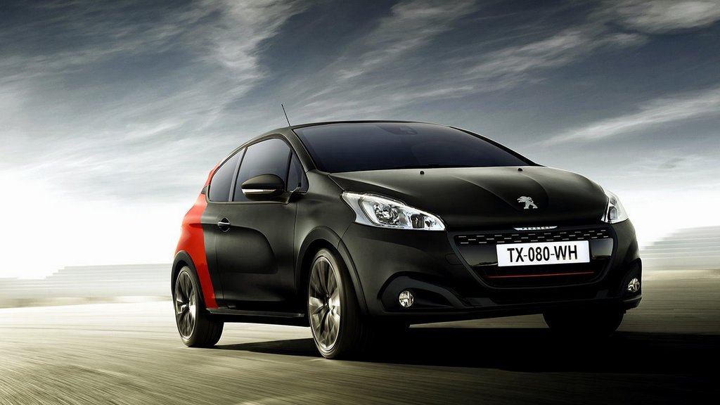 Review three-door hatchback Peugeot 208 GTI version