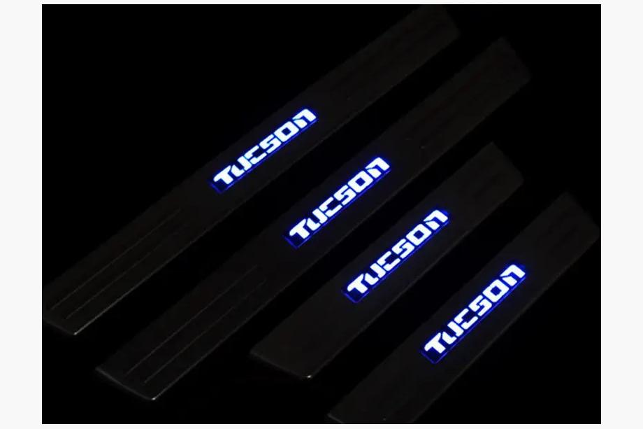 Hyundai Tucson JM 2004- Libao LED Stainless Steel Door Sill Plates Photo 4